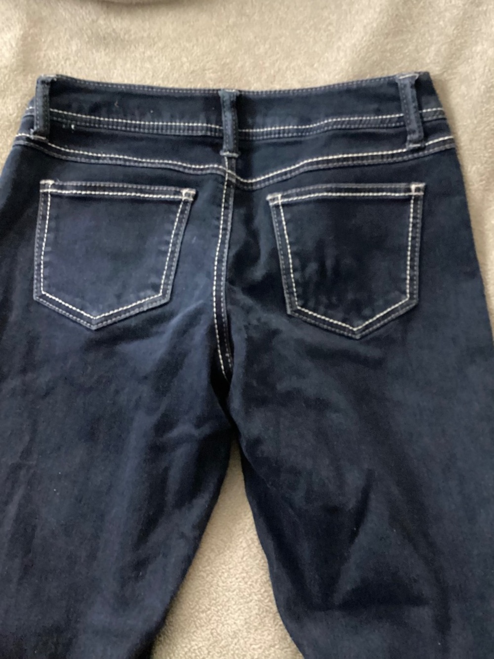 Mudd Women Jeans Junior Size 5 Waist 28” Dark Blue  With White Stitching